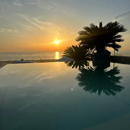 Splendido Con Piscina Panoramica Vista Mare Rimini